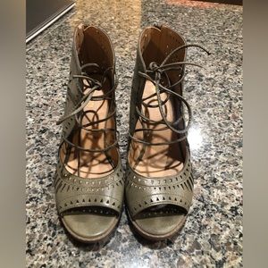 Stylish boot heels size 7 1/2